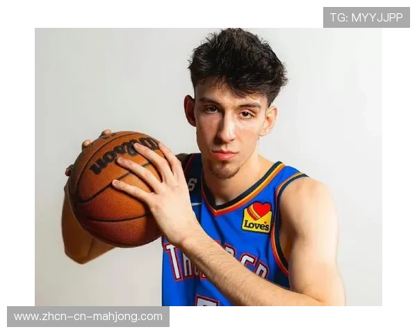 切特·霍姆格伦谈新型中锋角色：外线投射与护筐能力并重是发展趋势